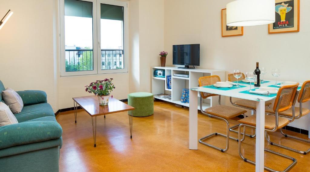 Apartment Athenou *