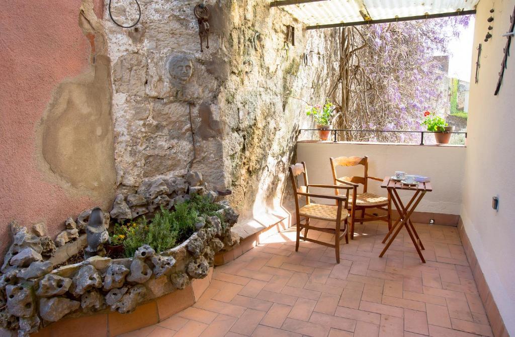 Apartment Athenou Girona